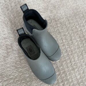 UGG Women's Gray Ankle Booties
